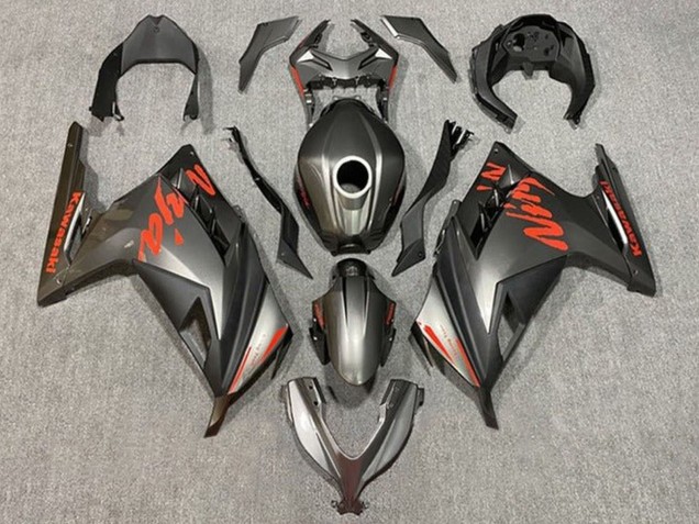 Kawasaki EX300 Motorrad Verkleidung 2013-2017 - Matt Schwarz Rot