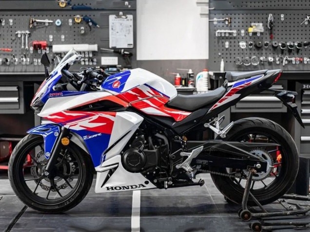 Honda CBR400R Motorrad Verkleidung 2022 - Weiss Rot Blau